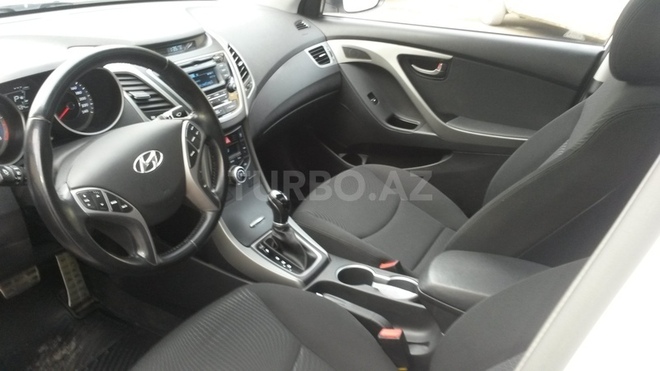 Hyundai Elantra 2014, 39,500 km - 1.8 l - Bakı