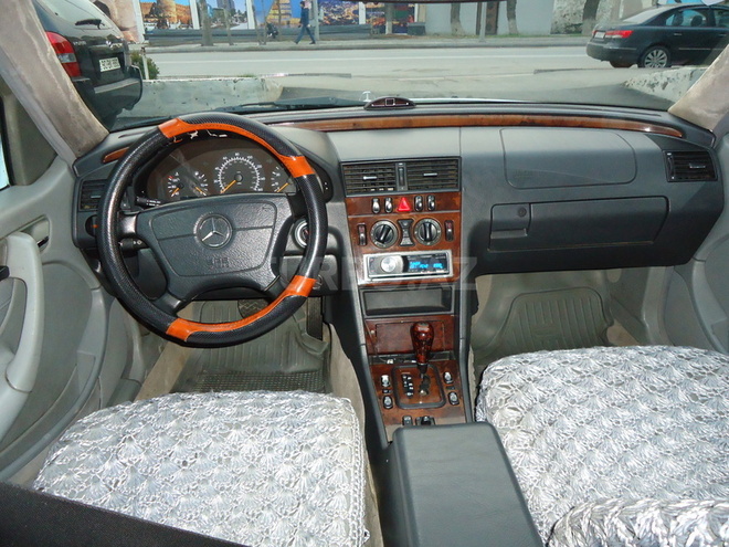 Mercedes C 230 2000, 126,754 km - 2.3 л - Bakı