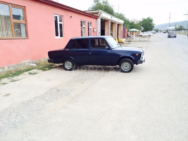 LADA (VAZ) 2107 2011, 37,000 km - 1.6 l - Qusar