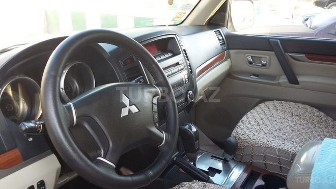 Mitsubishi Pajero 2007, 130,000 km - 3.0 l - Bakı