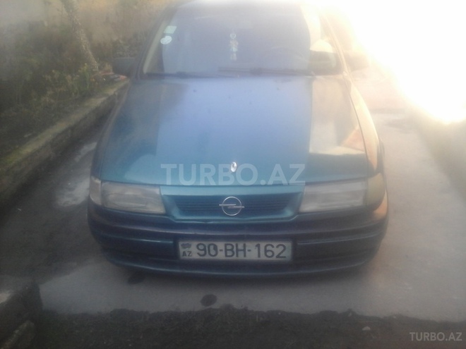 Opel Vectra 1995, 1,000 km - 1.6 л - Zaqatala