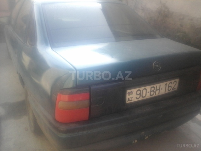 Opel Vectra 1995, 1,000 km - 1.6 л - Zaqatala