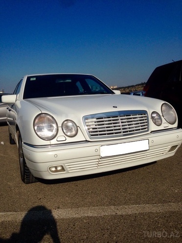 Mercedes E 320 1998, 204,000 km - 3.2 l - Bakı