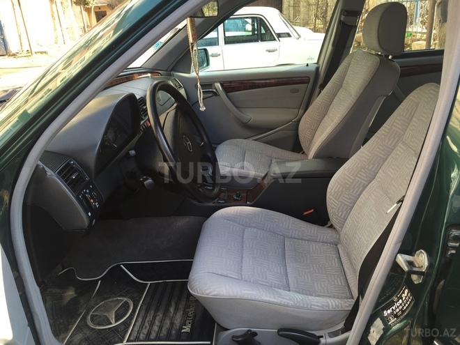 Mercedes C 180 1999, 192,000 km - 1.8 л - Bakı