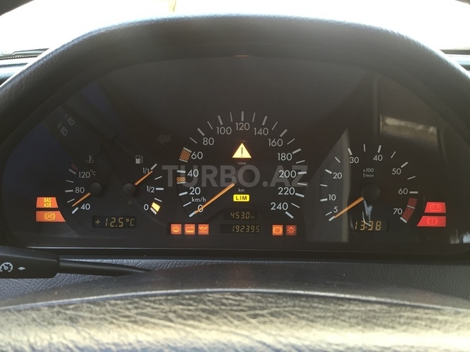 Mercedes C 180 1999, 192,000 km - 1.8 л - Bakı