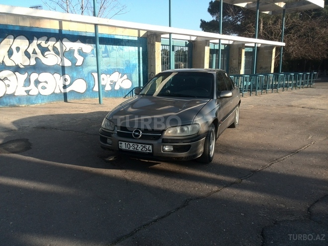 Opel Omega 1998, 230,000 km - 2.0 l - Sumqayıt