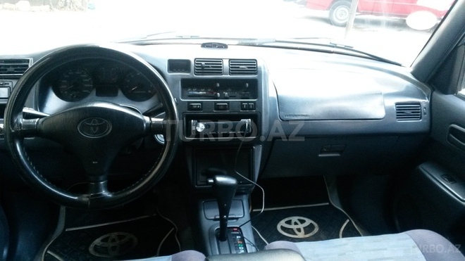 Toyota RAV4 1995, 228,000 km - 2.0 l - Bakı