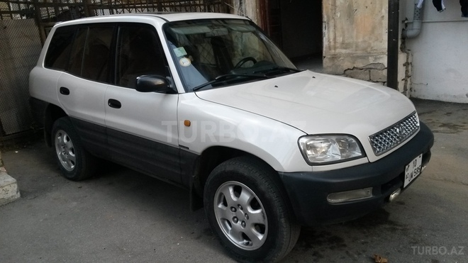 Toyota RAV4 1995, 228,000 km - 2.0 l - Bakı