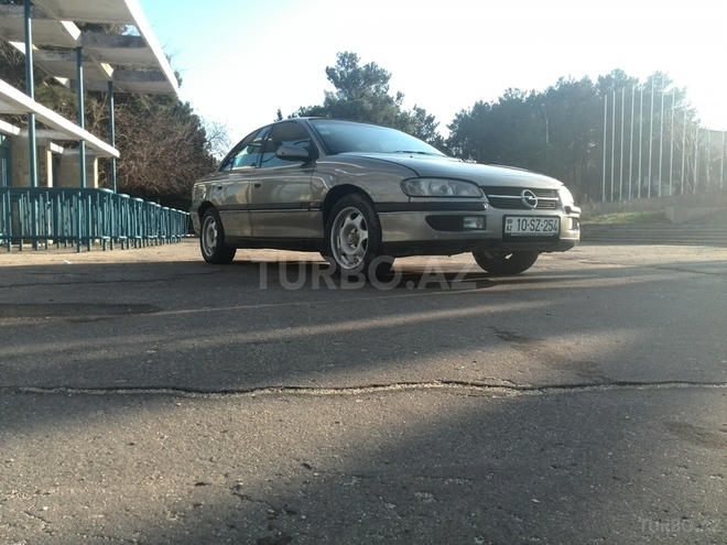 Opel Omega 1998, 230,000 km - 2.0 l - Sumqayıt