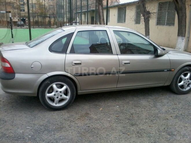 Opel Vectra 1996, 380,000 km - 2.0 л - Sumqayıt