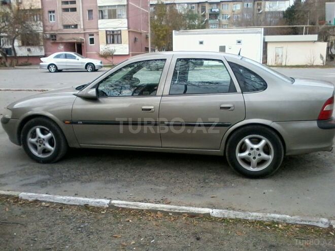Opel Vectra 1996, 380,000 km - 2.0 л - Sumqayıt