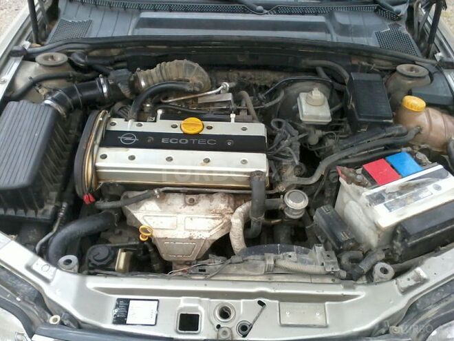 Opel Vectra 1996, 380,000 km - 2.0 л - Sumqayıt