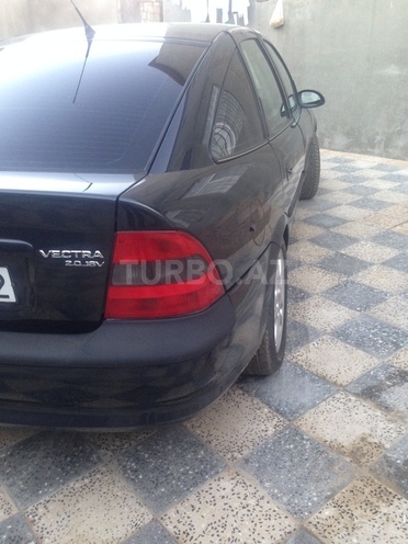Opel Vectra 1997, 197,356 km - 2.0 l - Bakı