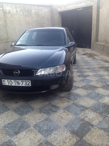 Opel Vectra 1997, 197,356 km - 2.0 l - Bakı