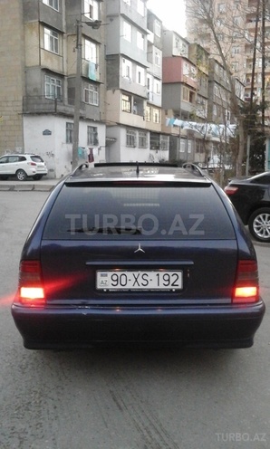 Mercedes C 200 2000, 270,000 km - 2.0 l - Bakı