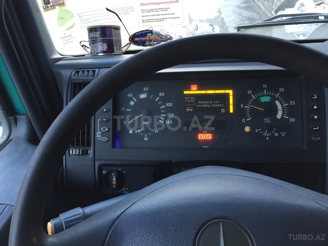Mercedes Atego 2528 2001, 280,000 km - 6.4 l - Bakı