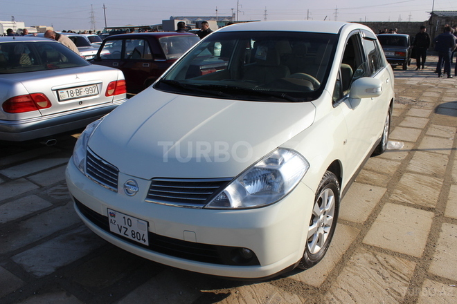 Nissan Tiida 2007, 140,000 km - 1.8 л - Bakı
