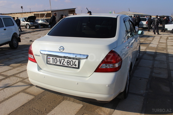 Nissan Tiida 2007, 140,000 km - 1.8 л - Bakı