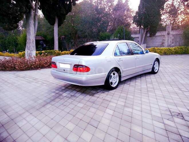 Mercedes E 270 2000, 223,000 km - 2.7 l - Bakı