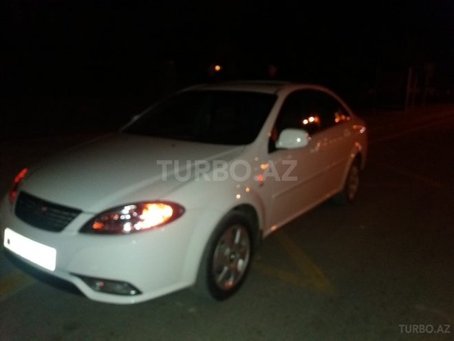 Daewoo Gentra 2014, 35,000 km - 0.2 l - Balakən