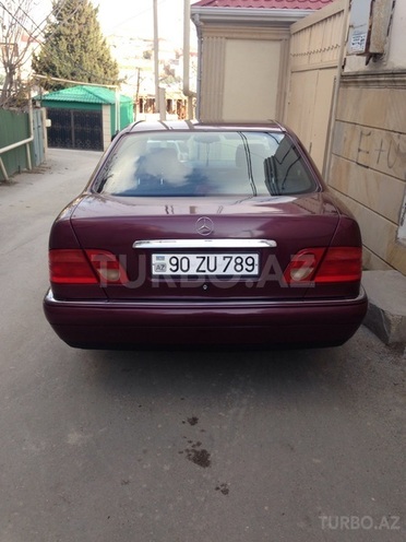 Mercedes E 230 1995, 430,000 km - 2.3 l - Bakı