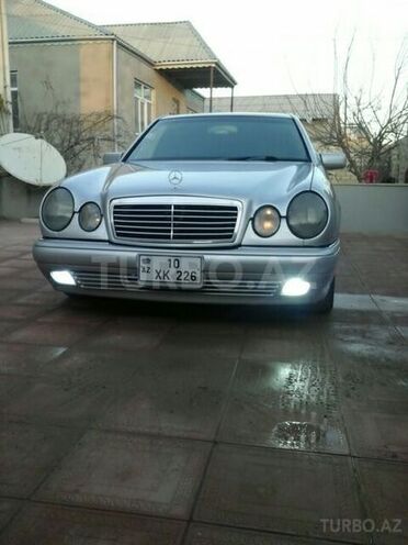 Mercedes E 320 1997, 262,435 km - 3.2 l - Sumqayıt