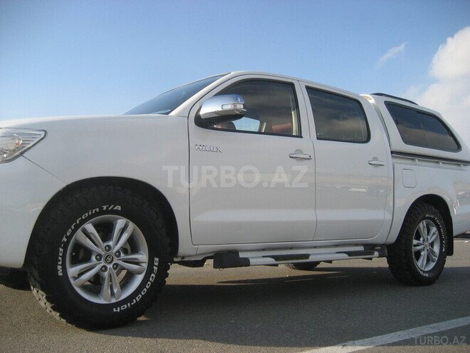 Toyota Hilux 2012, 65,000 km - 2.0 л - Bakı