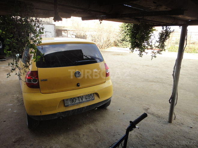 Volkswagen Golf 2005, 12,000 km - 1.0 l - Bakı