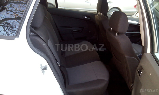 Opel Astra 2005, 238,000 km - 1.6 л - Bakı
