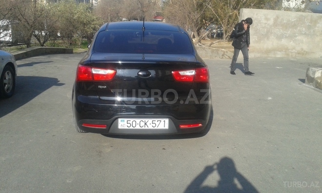 Kia Rio 2013, 600,000 km - 1.4 l - Bakı