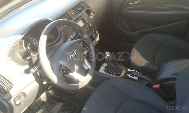 Kia Rio 2013, 600,000 km - 1.4 l - Bakı