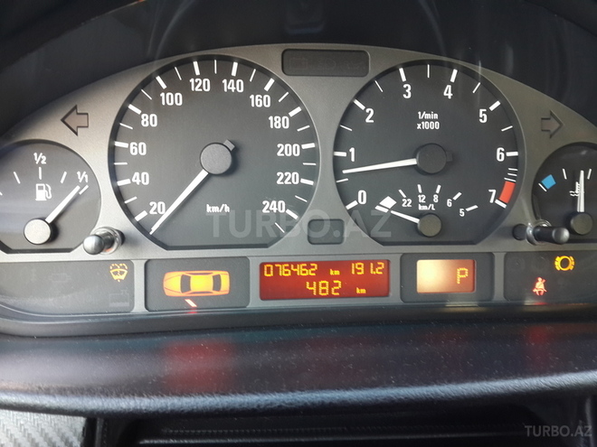BMW 320 2003, 76,000 km - 2.2 l - Bakı