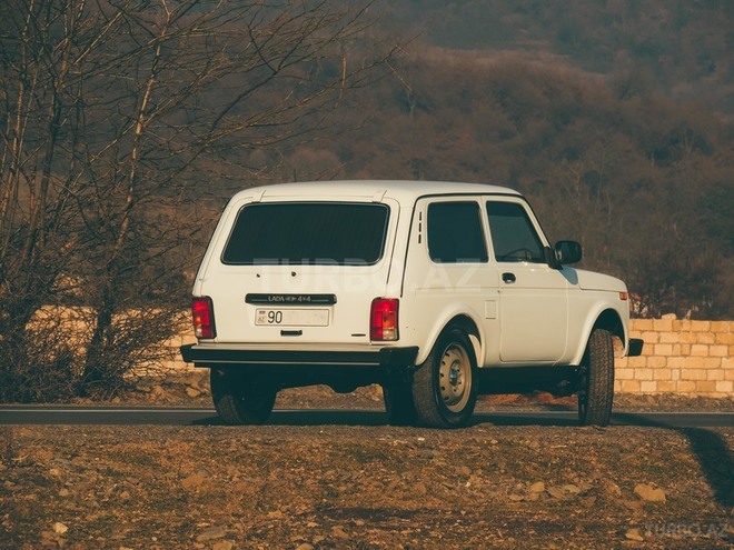 LADA (VAZ) Niva 2014, 18,000 km - 1.7 l - Zaqatala