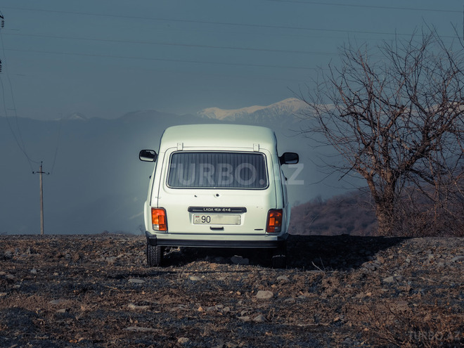 LADA (VAZ) Niva 2014, 18,000 km - 1.7 l - Zaqatala