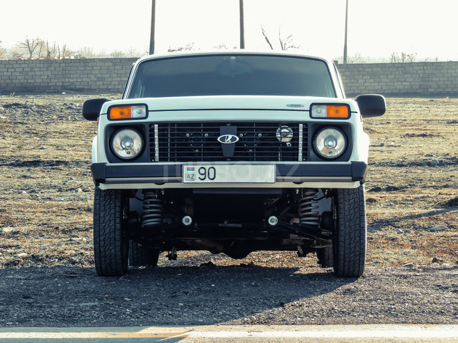 LADA (VAZ) Niva 2014, 18,000 km - 1.7 l - Zaqatala