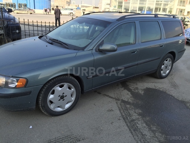 Volvo  2003, 156,000 km - 2.4 l - Bakı