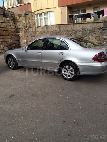 Mercedes E 220 2008, 213,000 km - 2.2 l - Bakı