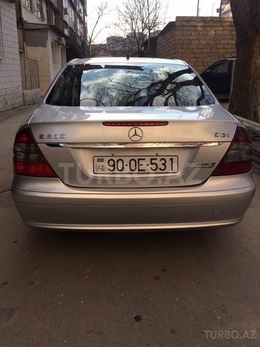 Mercedes E 220 2008, 213,000 km - 2.2 l - Bakı