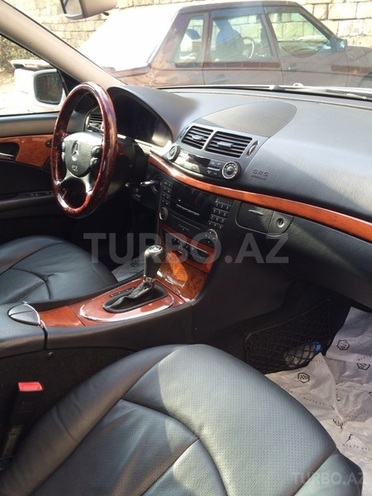 Mercedes E 220 2008, 213,000 km - 2.2 l - Bakı