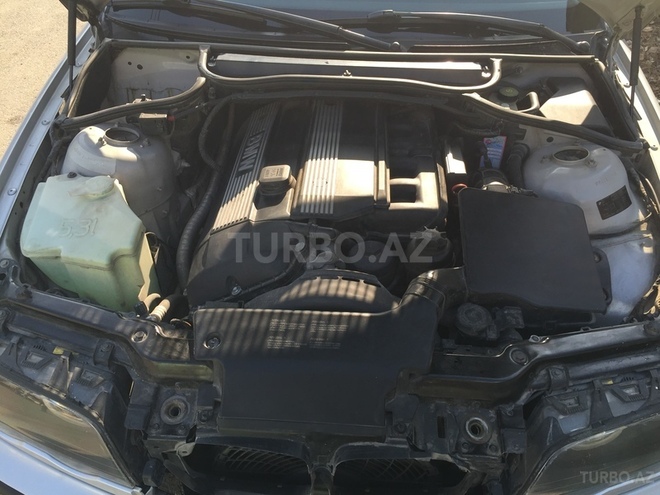 BMW 320 2001, 250,000 km - 2.2 l - Bakı