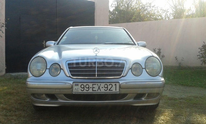Mercedes E 280 2000, 17,000 km - 2.8 l - Saatlı