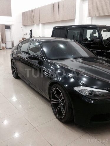 BMW M5 2012, 42,000 km - 4.4 l - Bakı