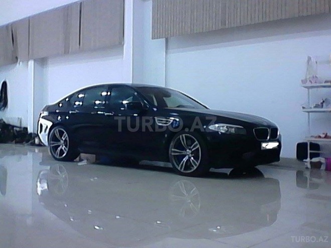 BMW M5 2012, 42,000 km - 4.4 l - Bakı