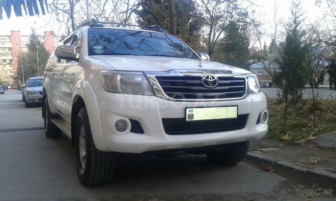 Toyota Hilux 2012, 150,000 km - 2.5 l - Bakı