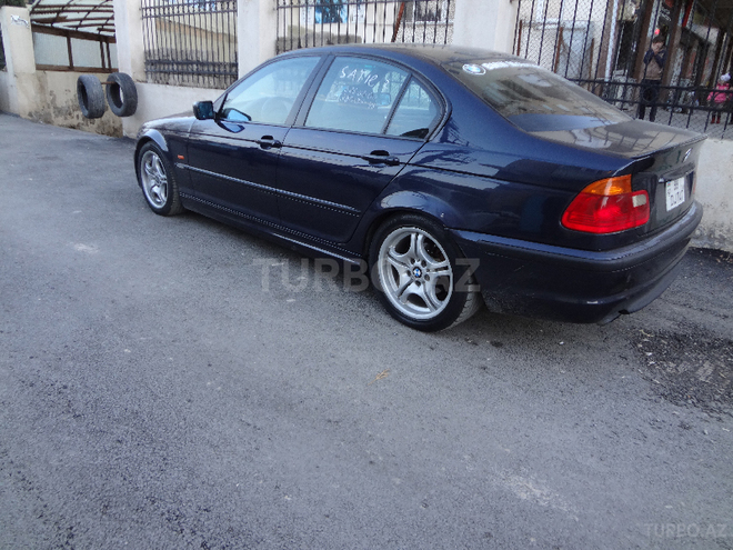 BMW 320 2001, 177,000 km - 2.2 l - Bakı