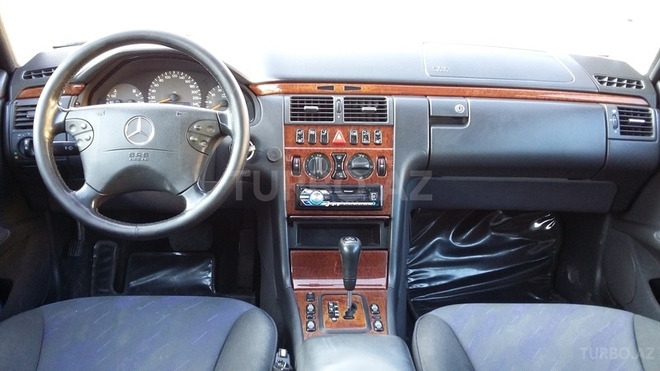 Mercedes E 240 2000, 183,000 km - 2.4 l - Bakı