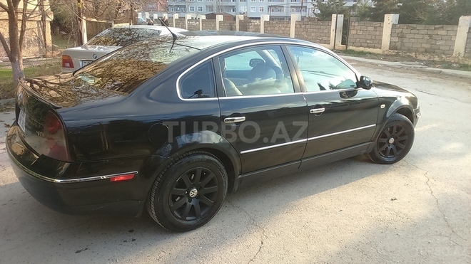 Volkswagen Passat 2001, 225,000 km - 1.8 l - Bakı