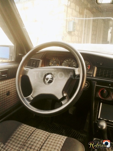 Mercedes 190 1991, 35,000 km - 0.2 l - İsmayıllı