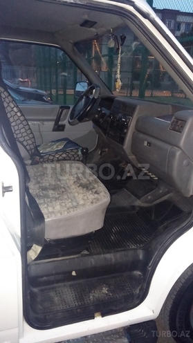 Volkswagen Transporter 1996, 250,000 km - 2.4 л - Saatlı