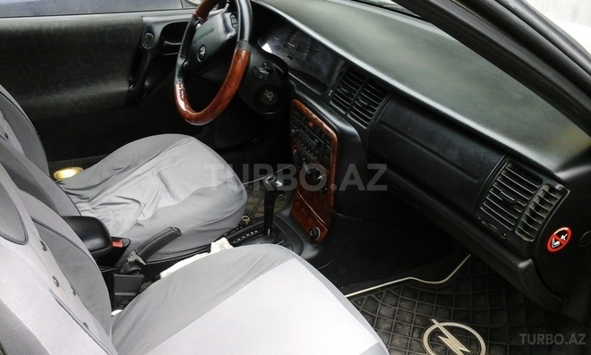 Opel Vectra 1997, 272,000 km - 2.0 l - Bakı